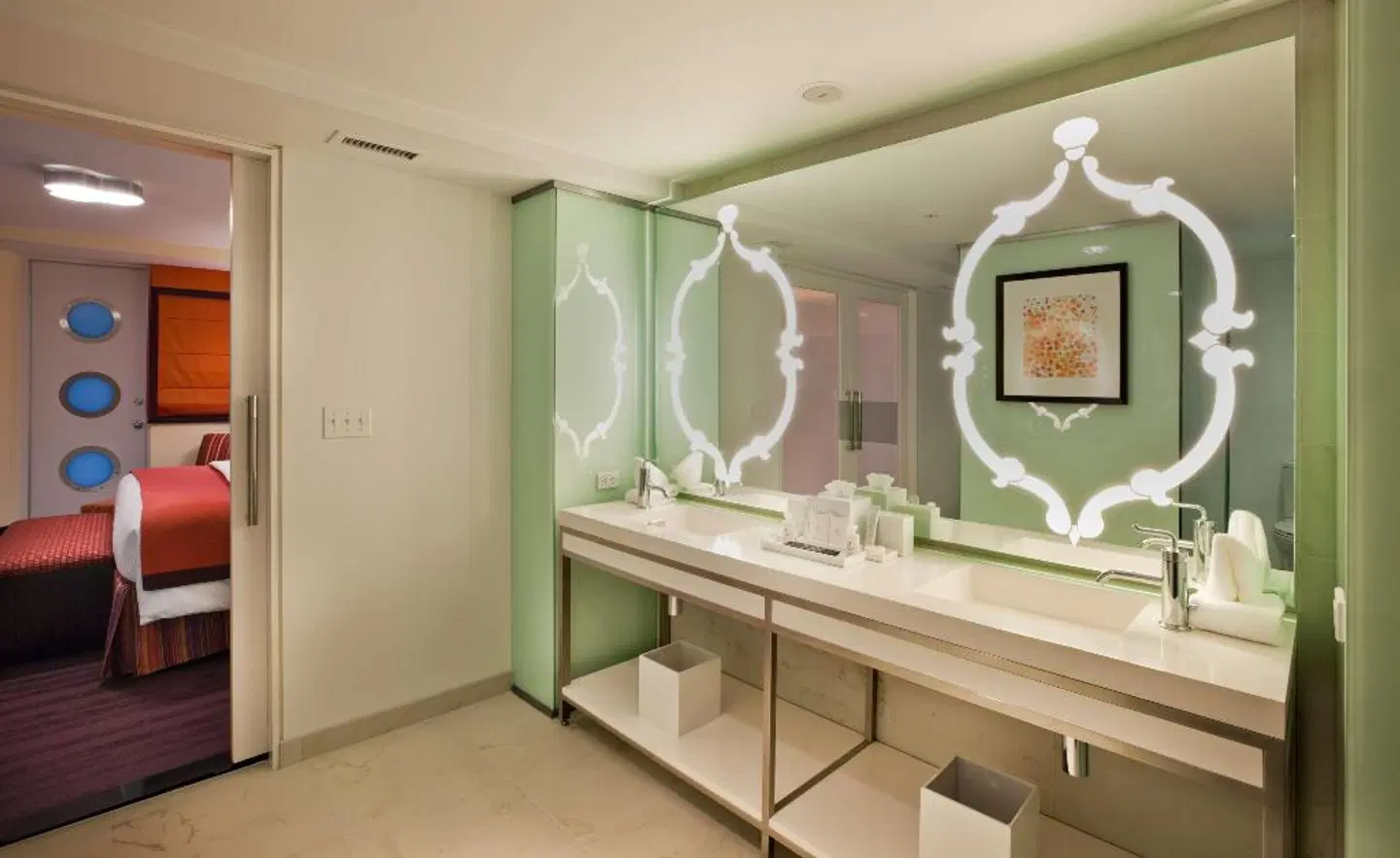 Washington Plaza Hotel Badezimmer