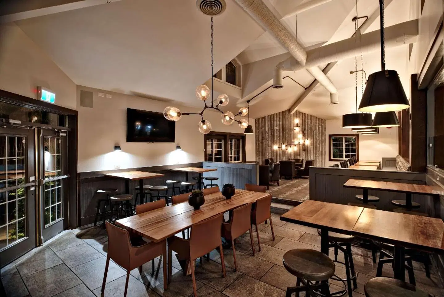 Ramada Inn & Suites Penticton Restaurant