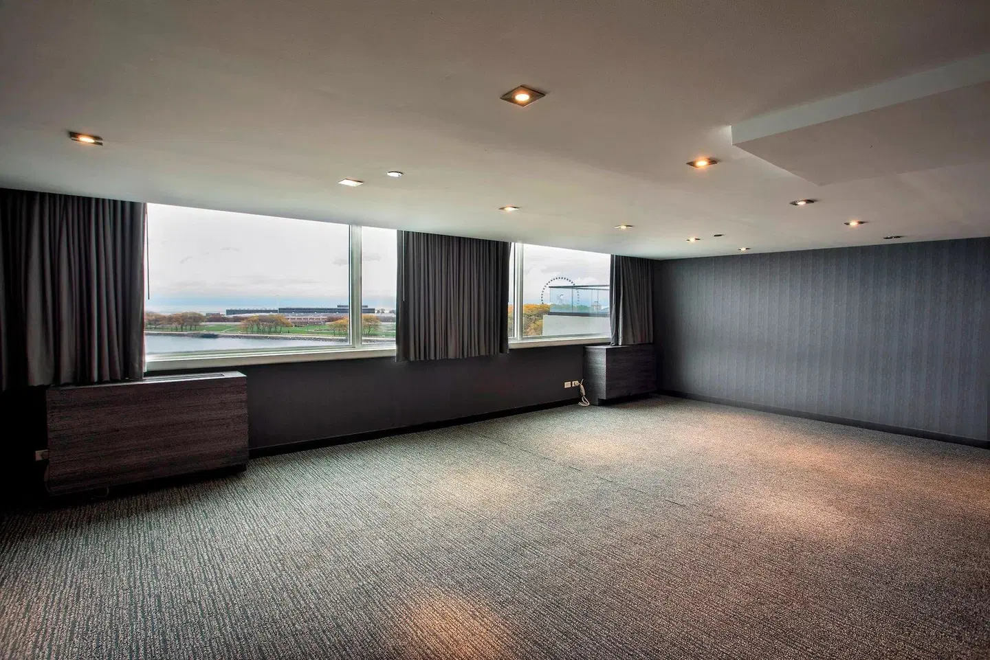 W Chicago - Lakeshore LOUNGE_LOBBY