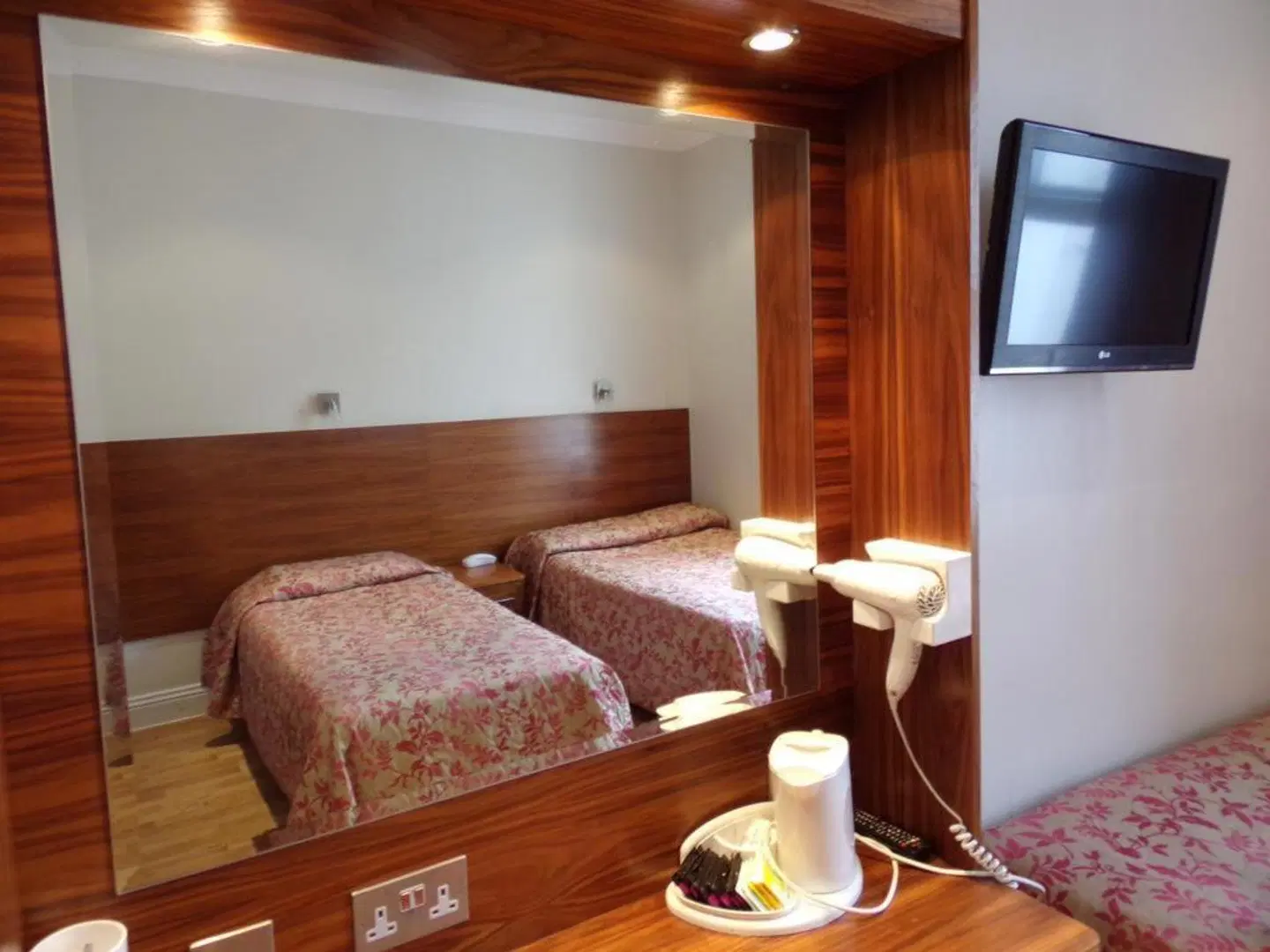 Wedgewood ROOM_EXAMPLE