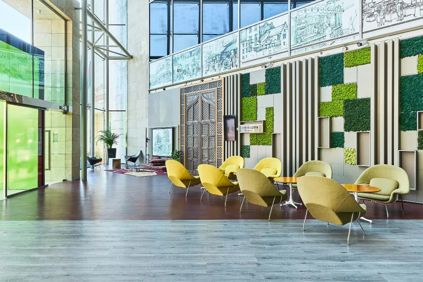 ibis Styles Dubai Jumeira Hallenbad