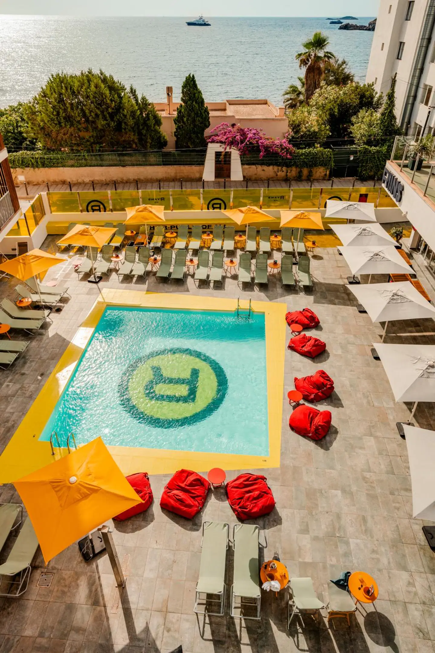 Ryans Ibiza OUTDOOR_POOL