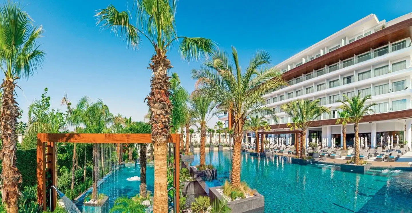 Amanti MadeForTwo Hotels EXTERIOR