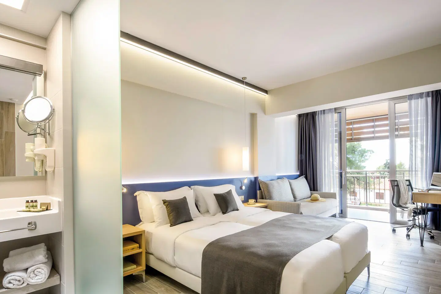 Blue Dolphin ROOM_EXAMPLE