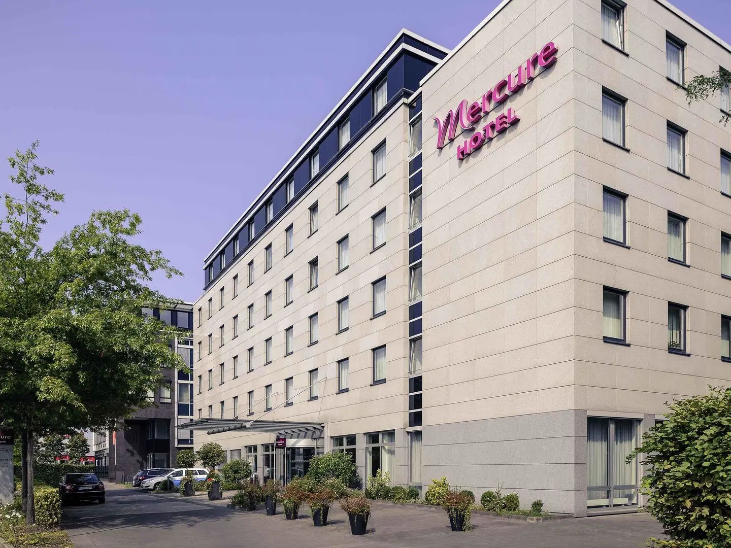 Mercure Duesseldorf City Nord EXTERIOR