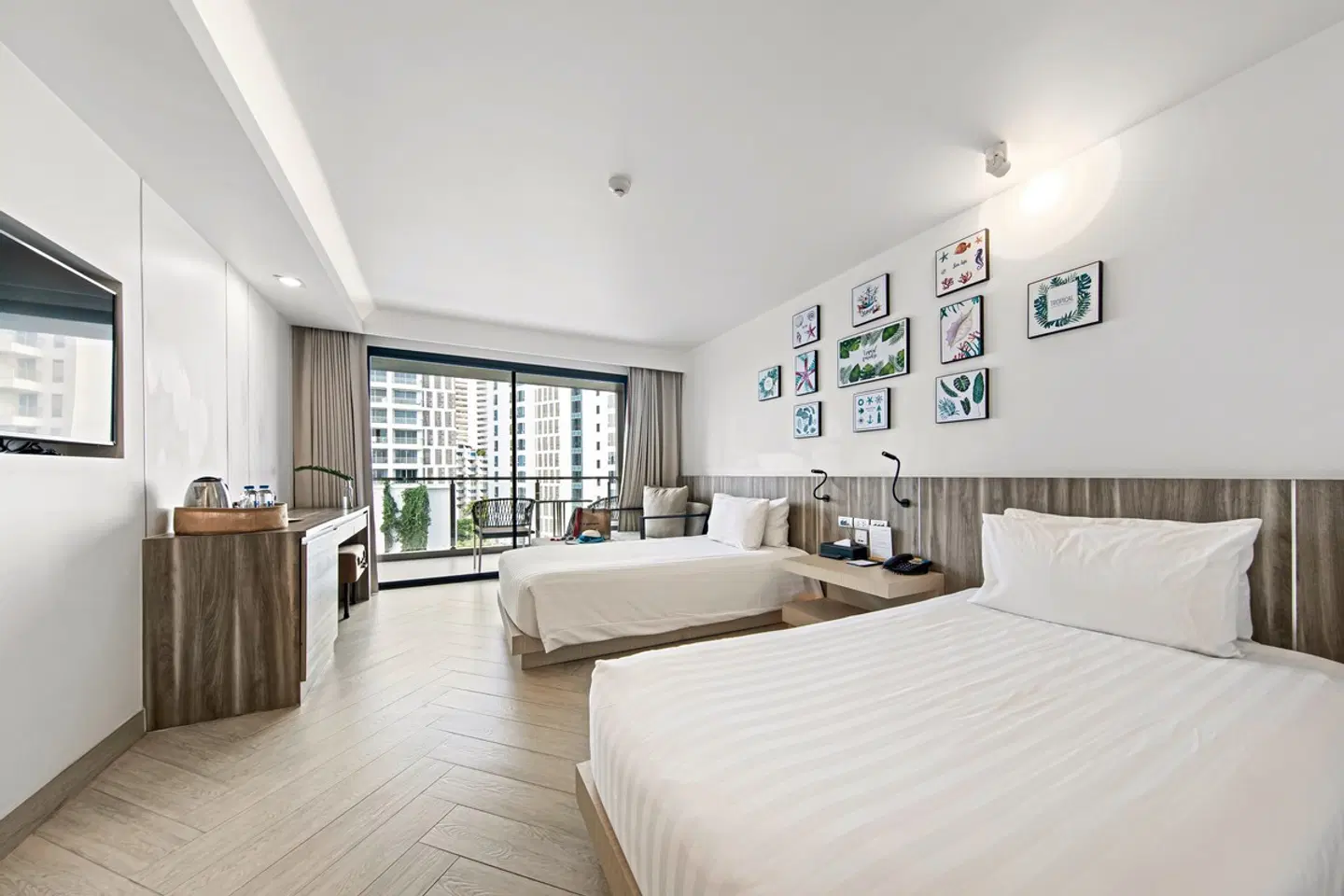 Golden Tulip Pattaya Beach Resort ROOM_EXAMPLE