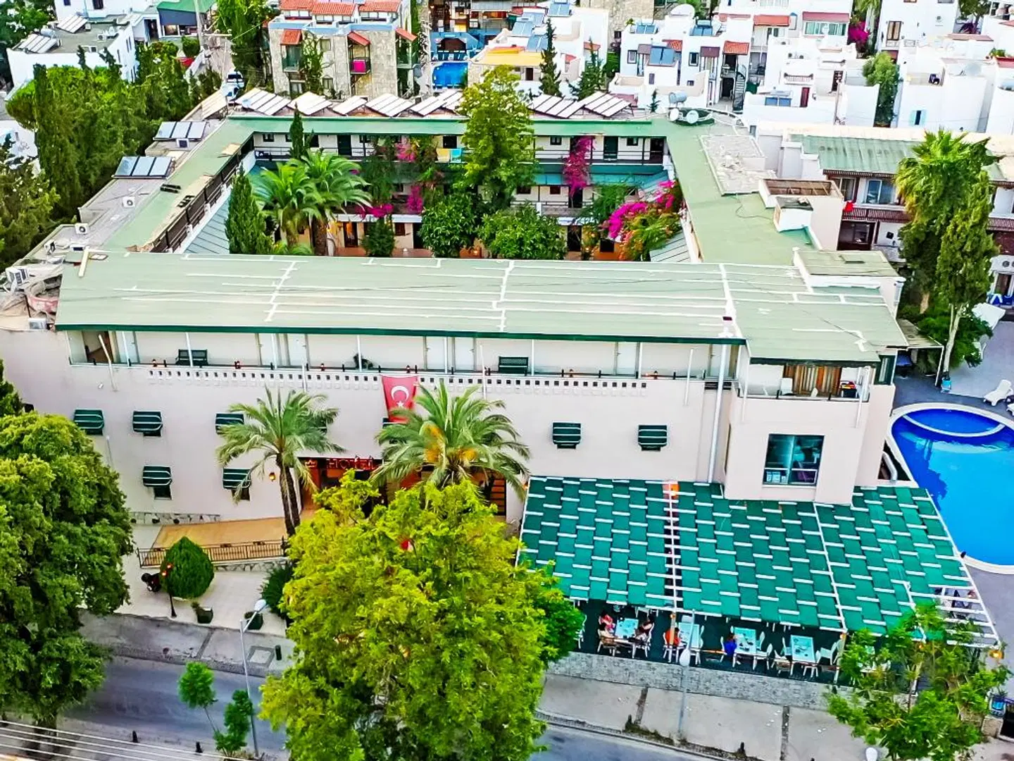 Hotel Bleu Nuit Garten