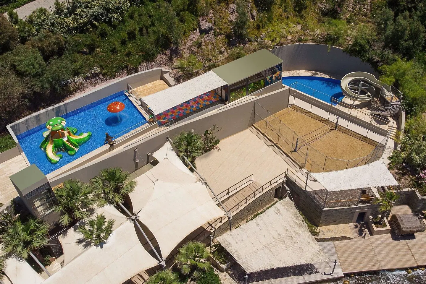 Le Méridien Bodrum Beach Resort OUTDOOR_POOL