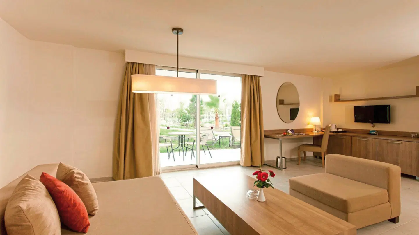 Dream Family Club ROOM_EXAMPLE