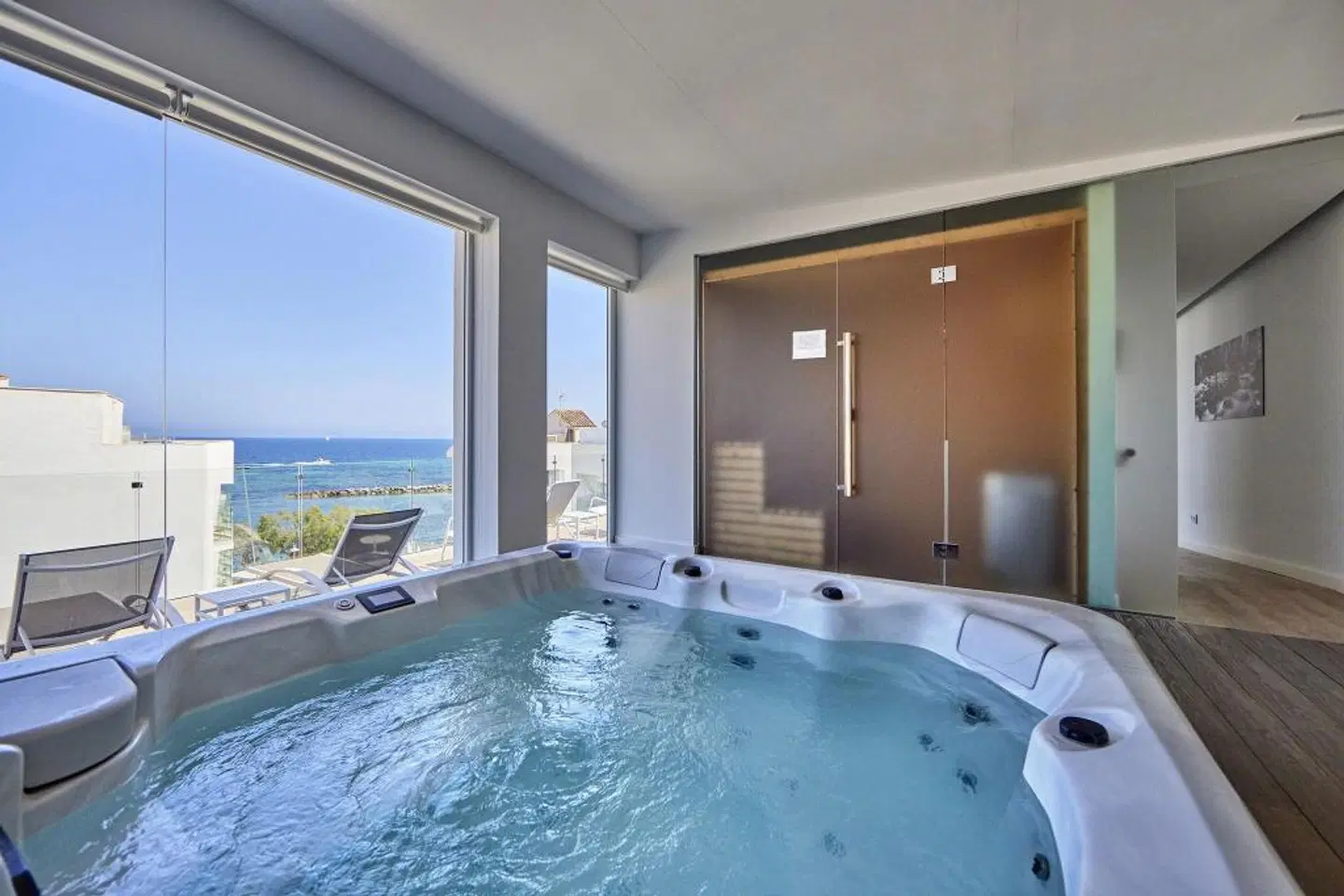 Ilusion Moreyo HEALTH_BEAUTY