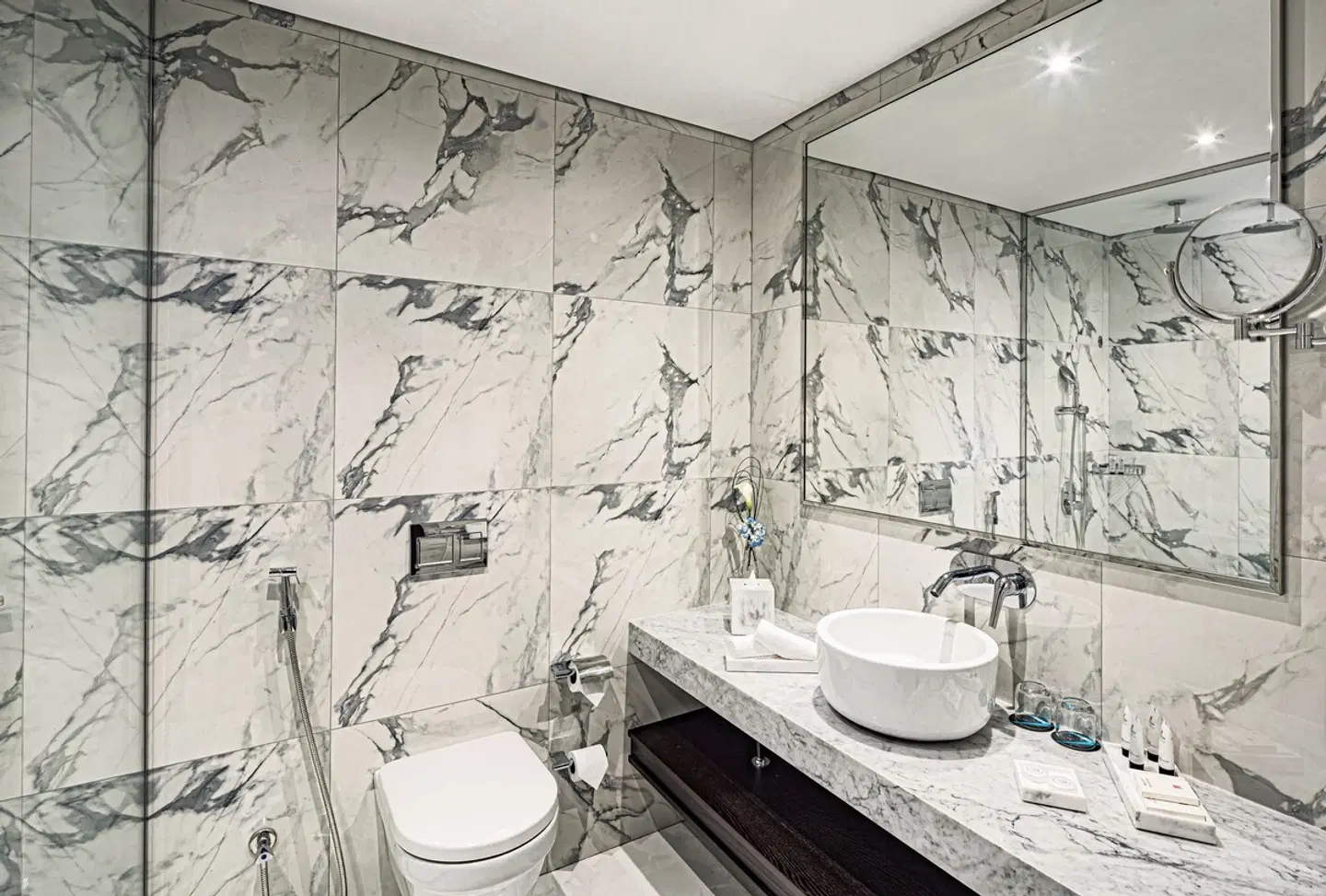 Millennium Place Marina Badezimmer