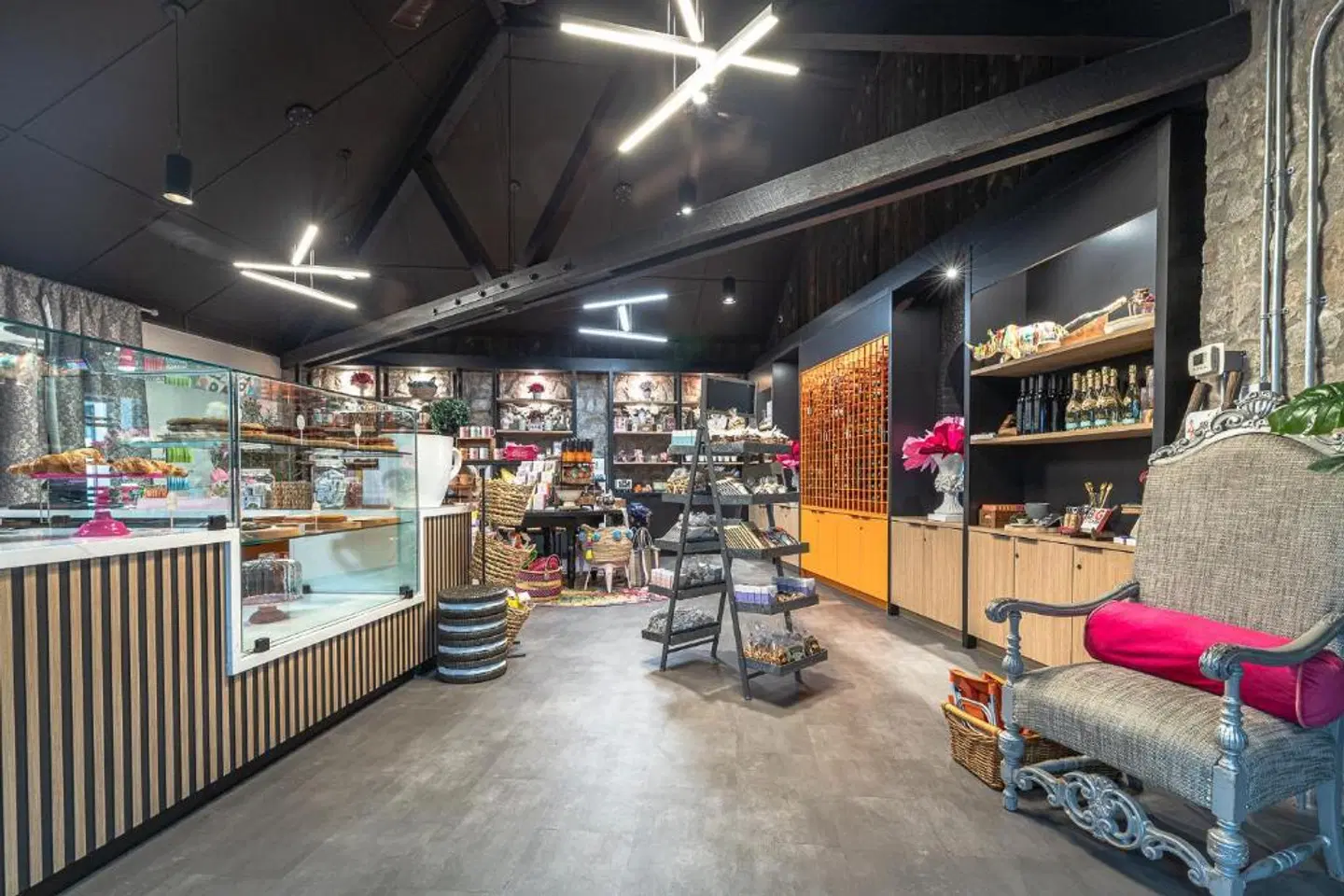 Old Stone Inn Boutique Hotel Bar