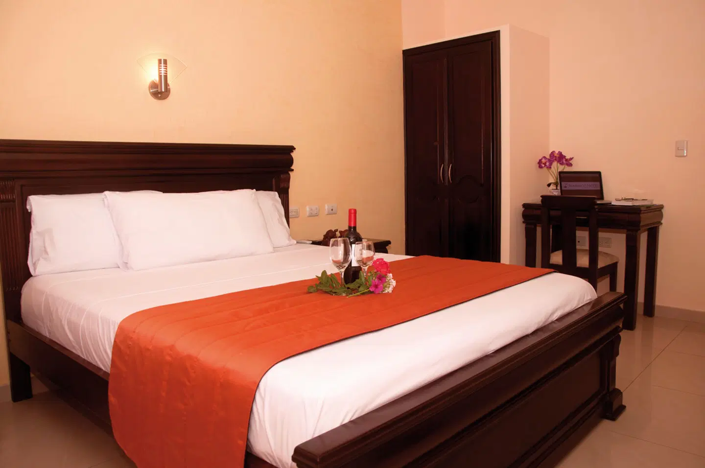 Flamingo ROOM_EXAMPLE