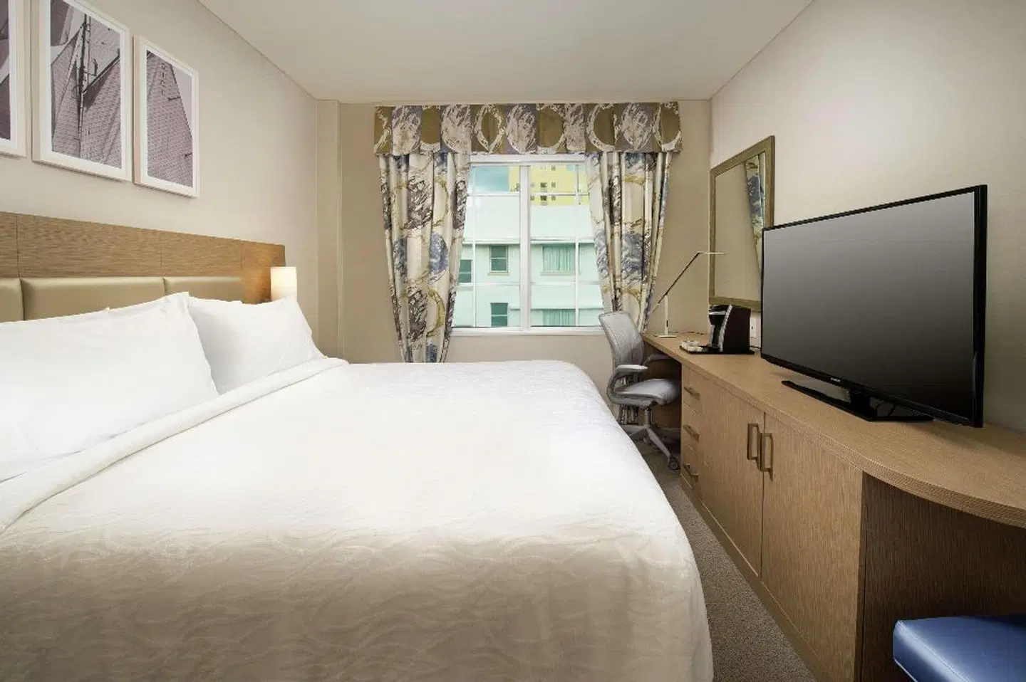 Hilton Garden Inn Miami South Beach ROOM_EXAMPLE