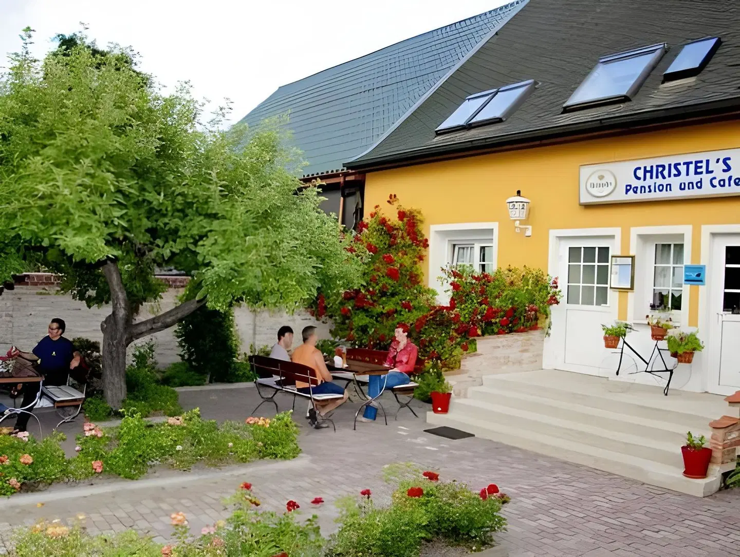 Christel's Pension & Cafe Terrasse