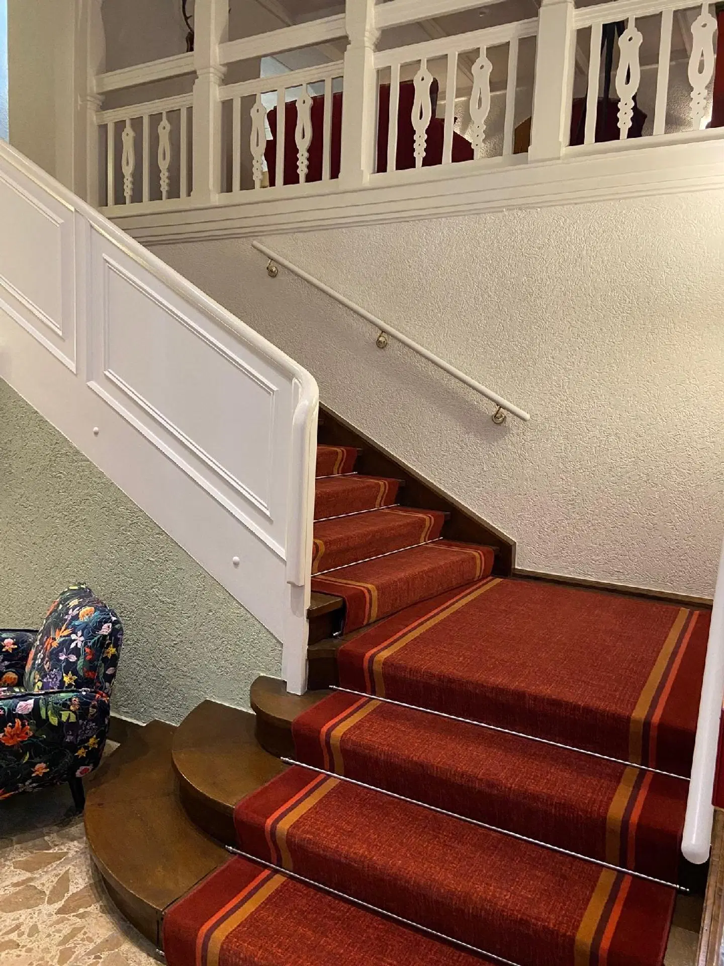 Neues Haus LOUNGE_LOBBY