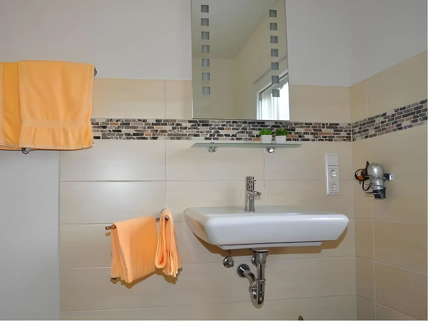 Weinstube Castor Badezimmer