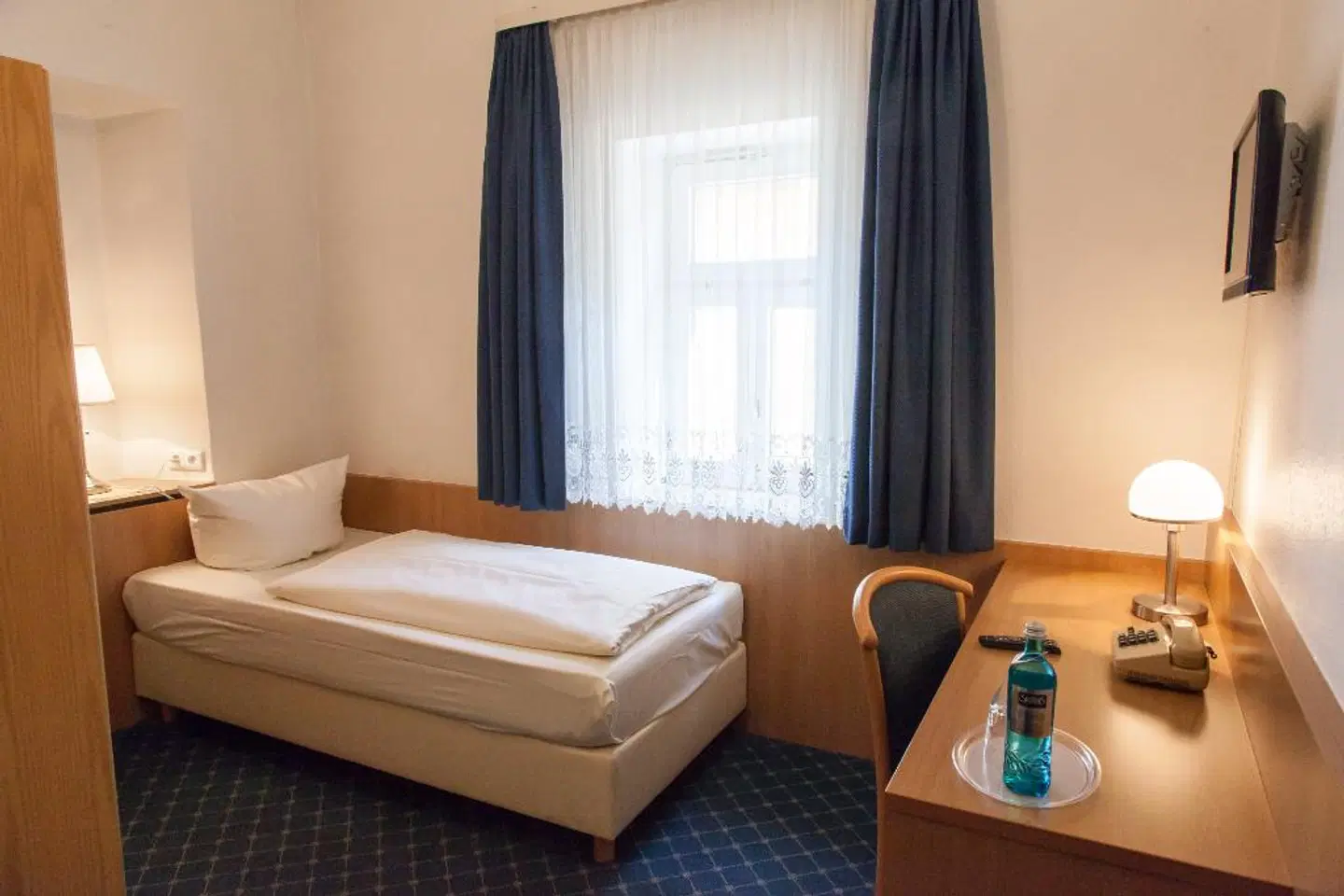 Schranne ROOM_EXAMPLE