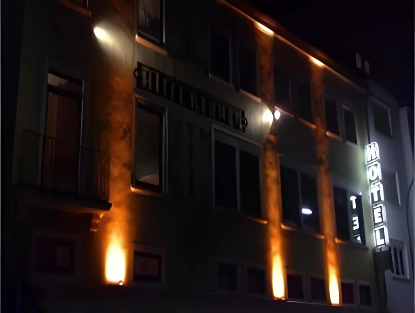 Alter Kranen EXTERIOR