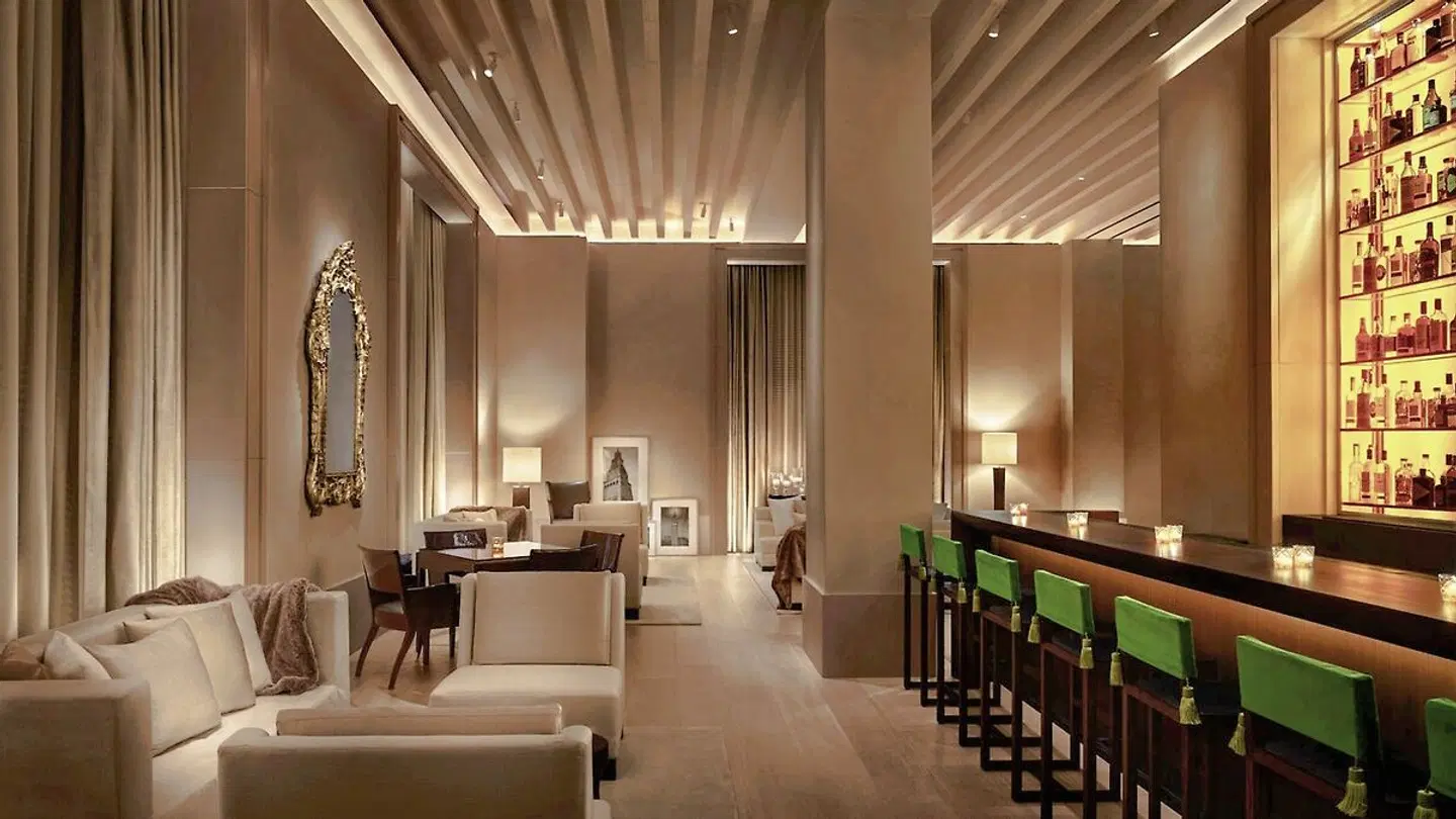 The New York EDITION Bar