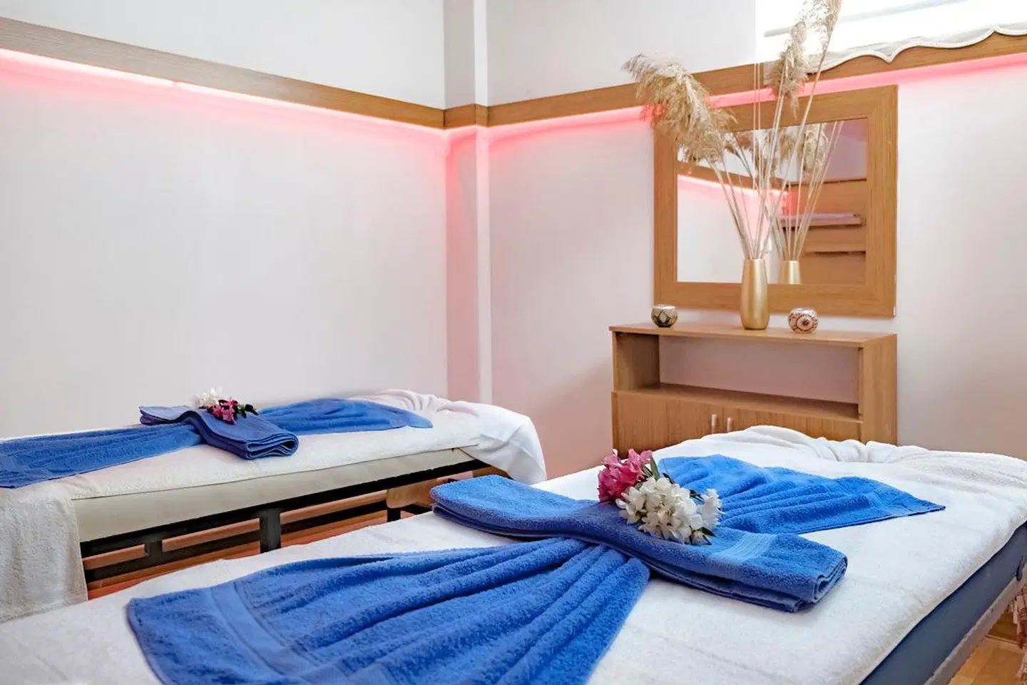 The Holiday Resort Hotel HEALTH_BEAUTY