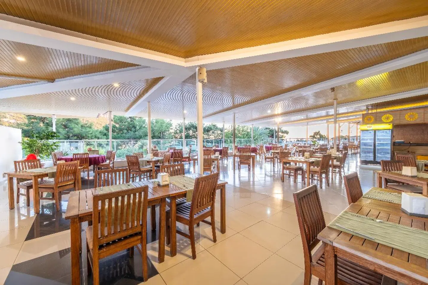 Nicholas Park Hotel Restaurant