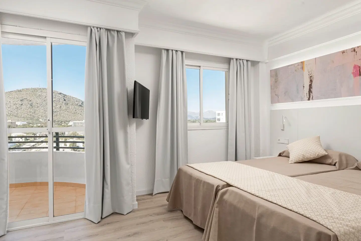 Alcudia Beach ROOM_EXAMPLE
