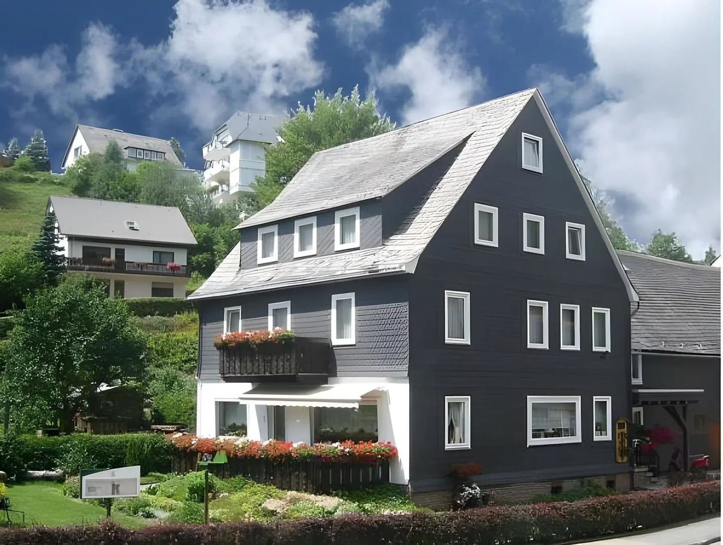 Schäferhaus EXTERIOR