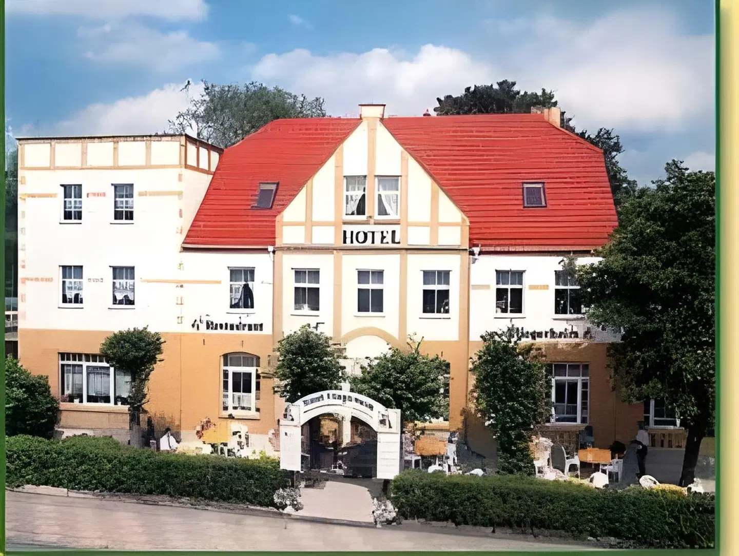 Fliegerheim EXTERIOR