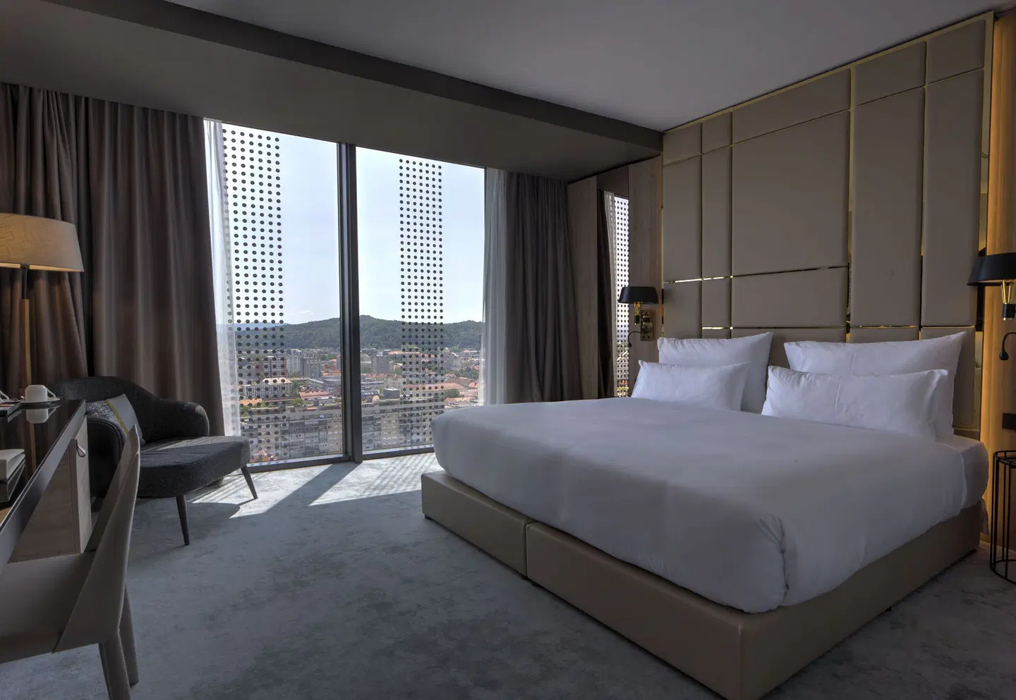 Grand Plaza Hotel and Congress Centre ROOM_EXAMPLE