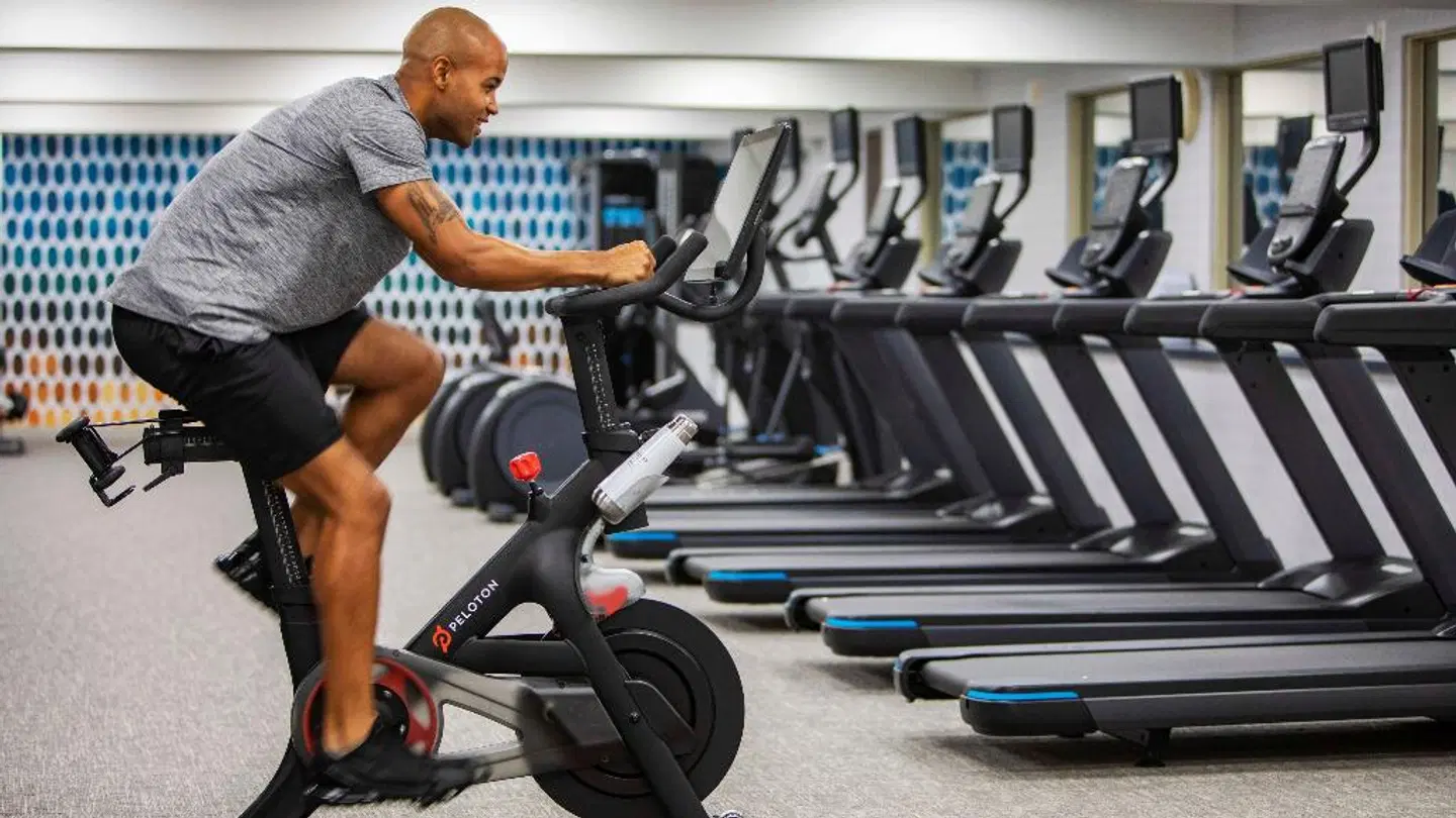 Holiday Inn Chicago Dwtn - Wolf Point by IHG SPORTS_AND_LEISURE