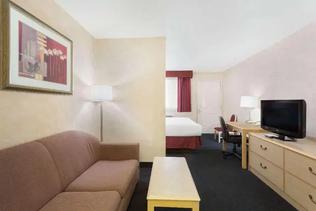 Days Inn by Wyndham Bullhead City ROOM_EXAMPLE