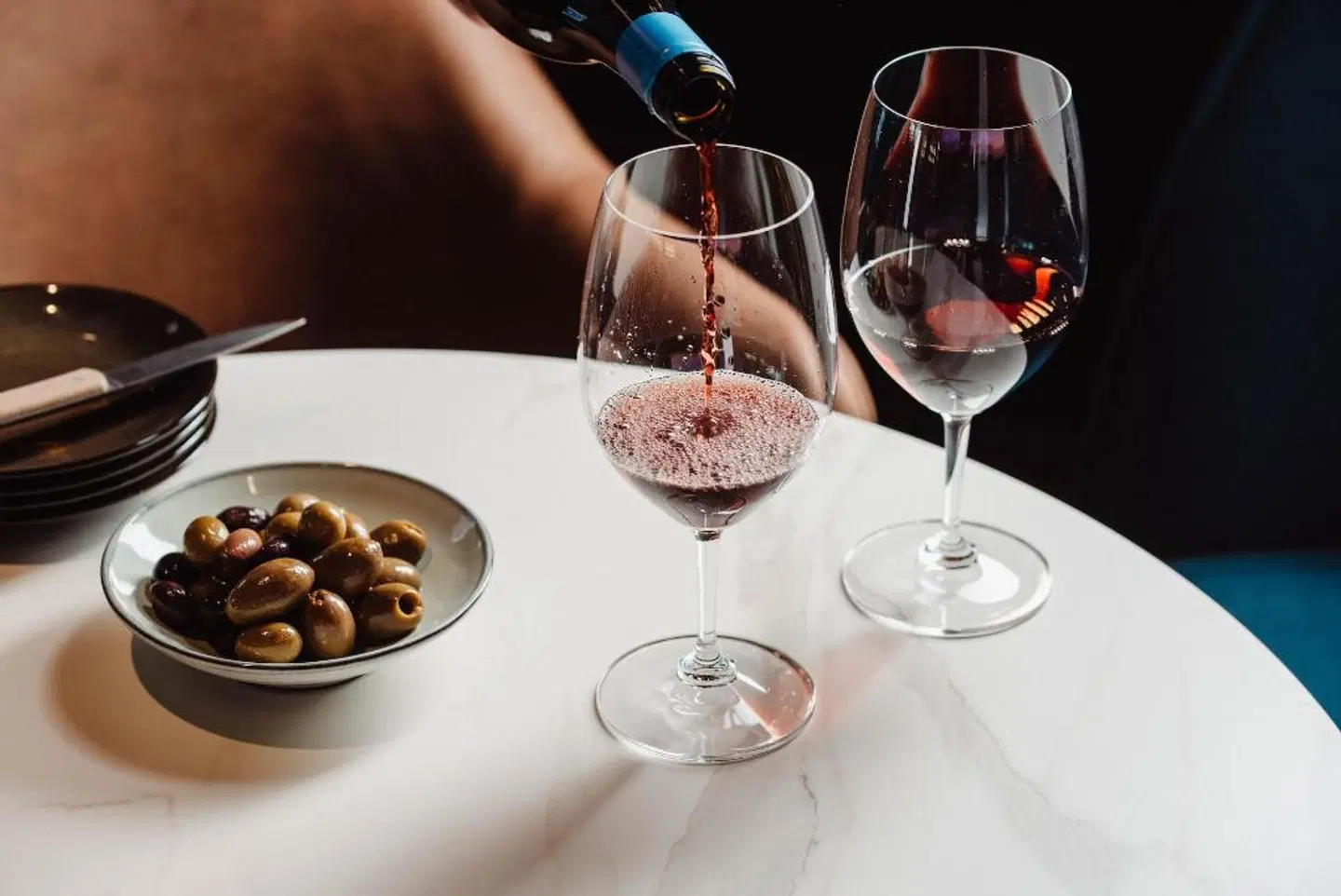 Oval Hotel Restaurant