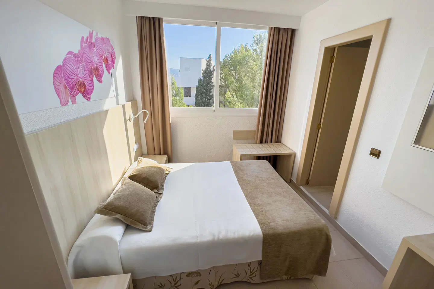 Bahia Principe Sunlight Coral Playa ROOM_EXAMPLE