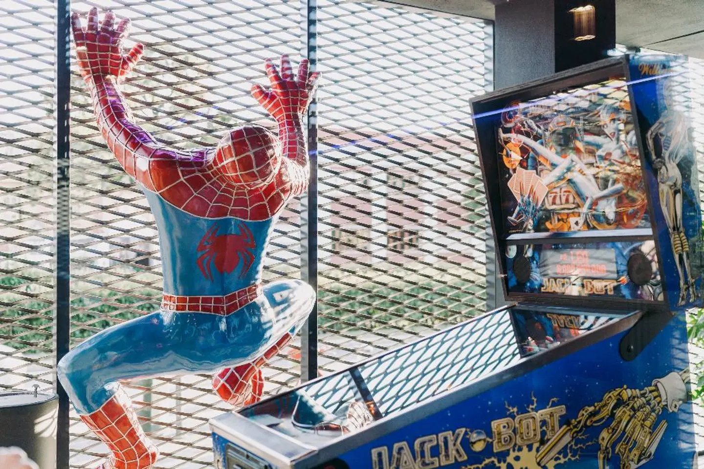 Collini Rooms PEOPLE