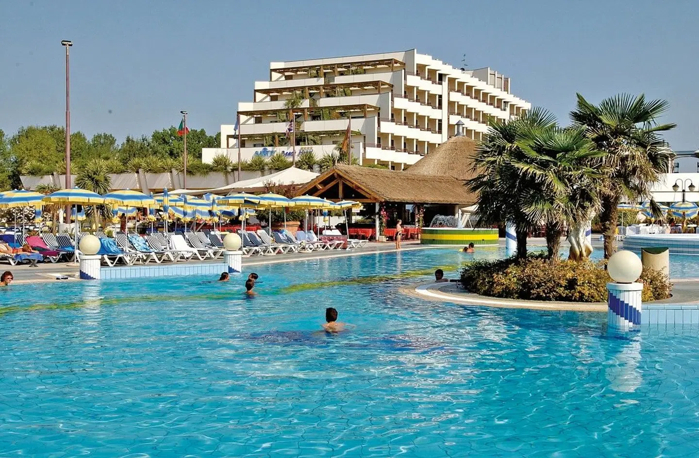 Savoy Beach Hotel & Thermal SPA OUTDOOR_POOL