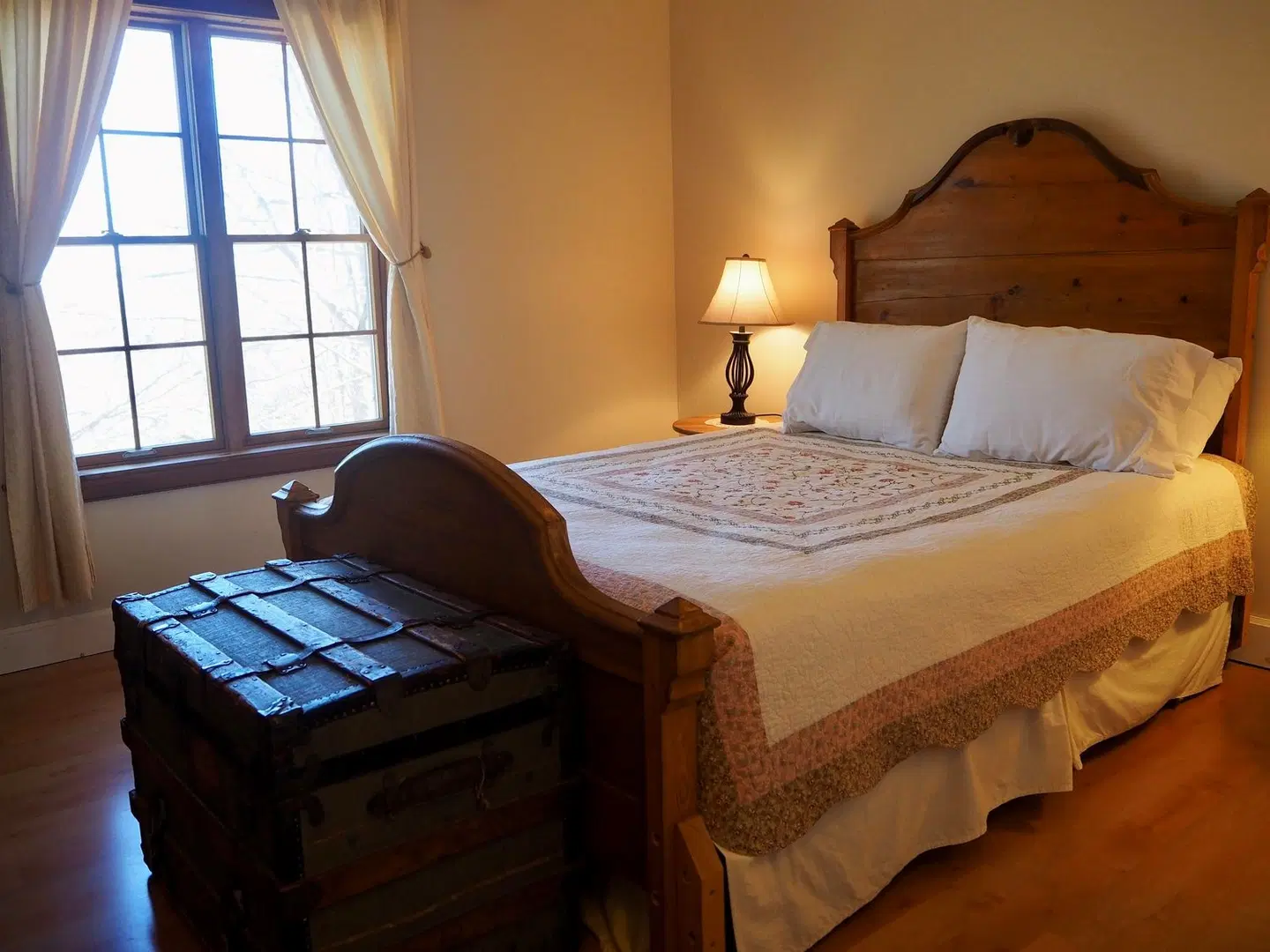 1854, The Maplegrove Inn ROOM_EXAMPLE