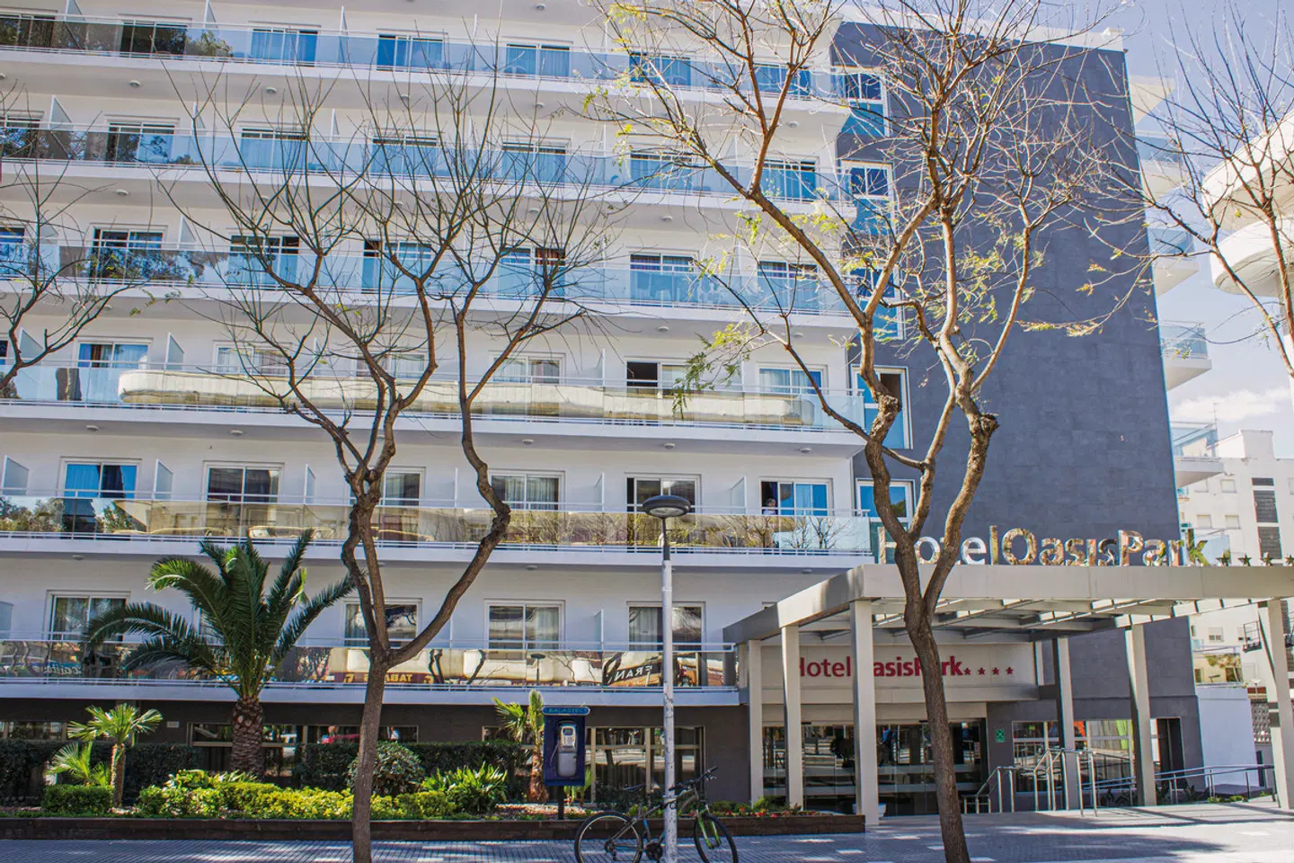 Best Oasis Park EXTERIOR