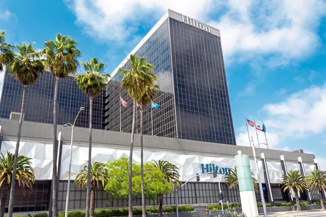 Hilton Los Angeles Airport EXTERIOR