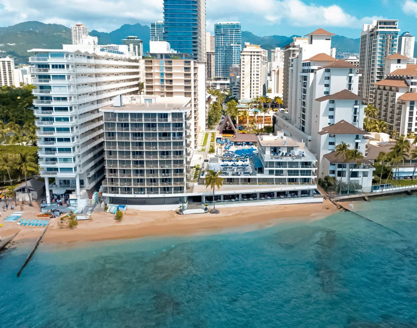 Outrigger Reef Waikiki Beach Resort EXTERIOR