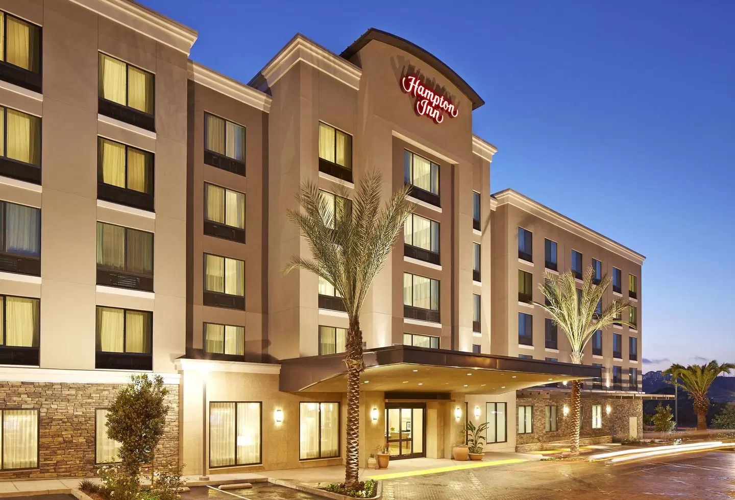 Hampton Inn San Diego/Mission Valley EXTERIOR