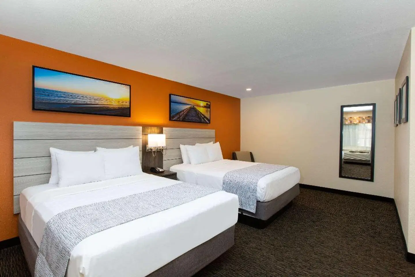 Days Inn by Wyndham Monterey-Fisherman's Wharf Aquarium ROOM_EXAMPLE