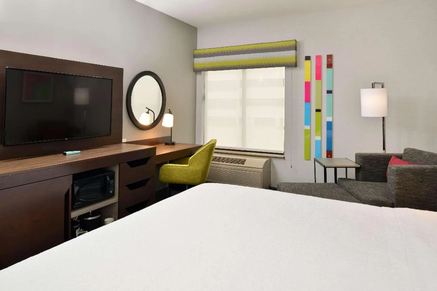 Hampton Inn San Francisco-Daly City ROOM_EXAMPLE