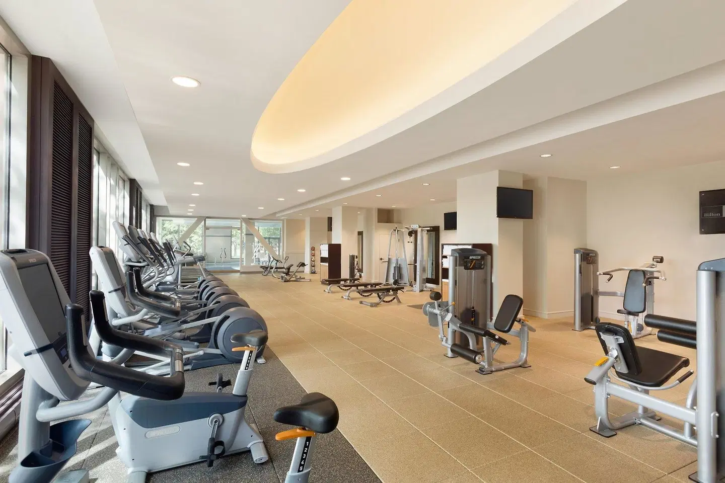 Hilton Boston Logan Airport SPORTS_AND_LEISURE