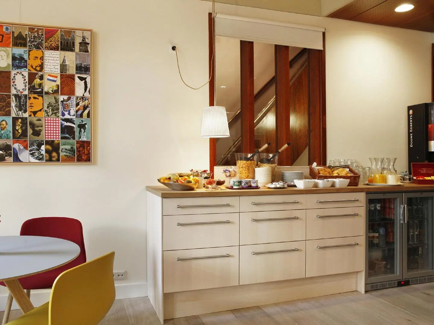 The Neighbours Magnolia Restaurant