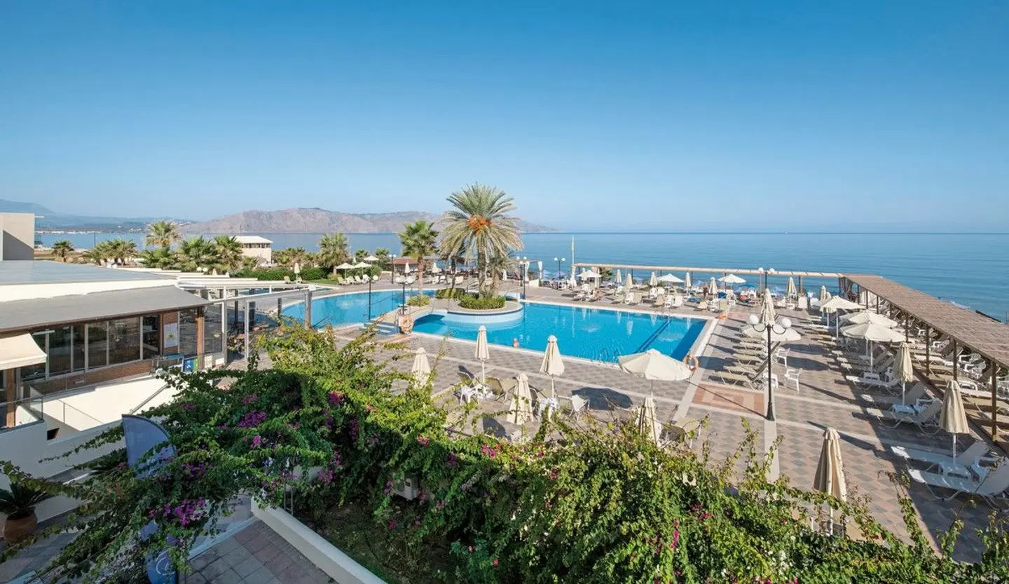 Hydramis Palace OUTDOOR_POOL