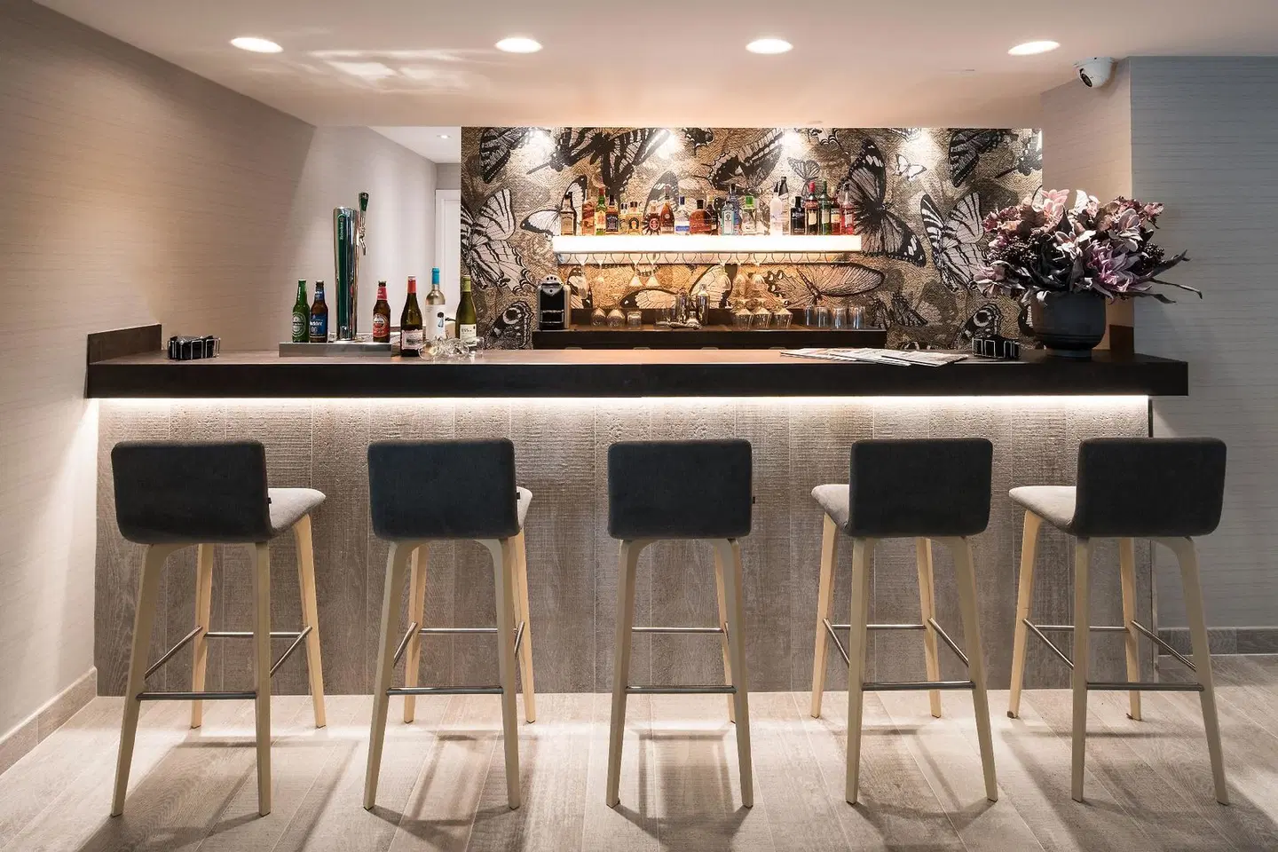 Catalonia Magdalenes Bar