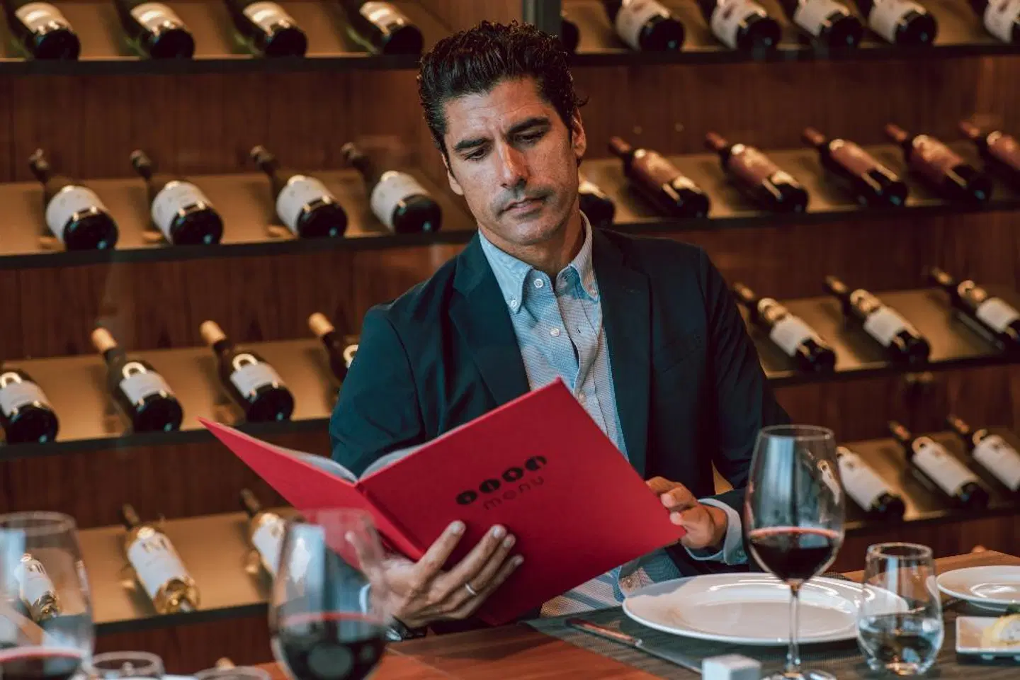 BAH Barcelona Airport Hotel PEOPLE