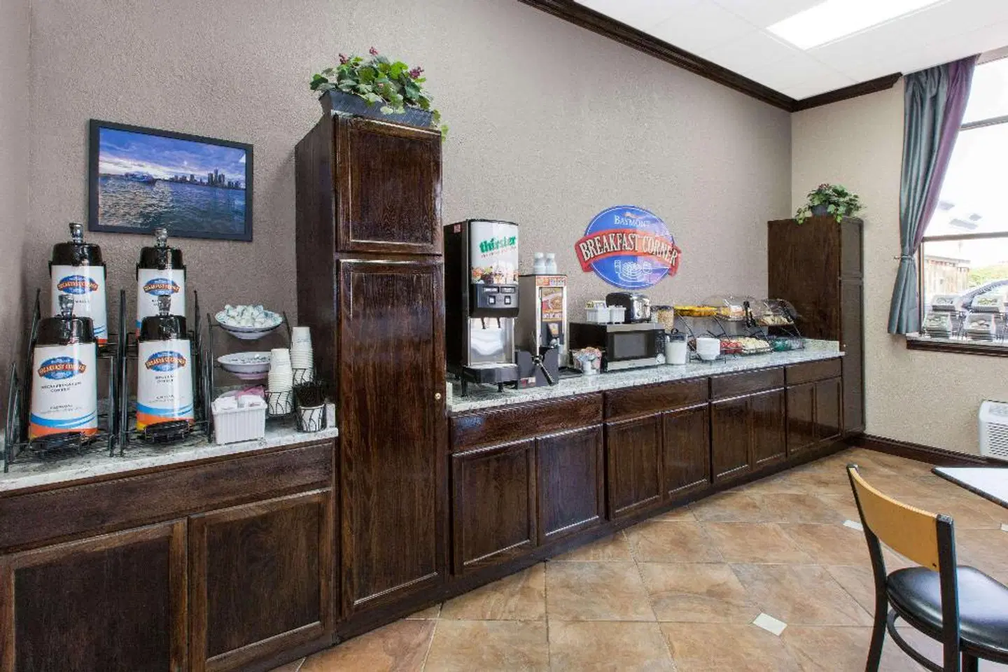 Baymont by Wyndham Downtown Detroit Restaurant