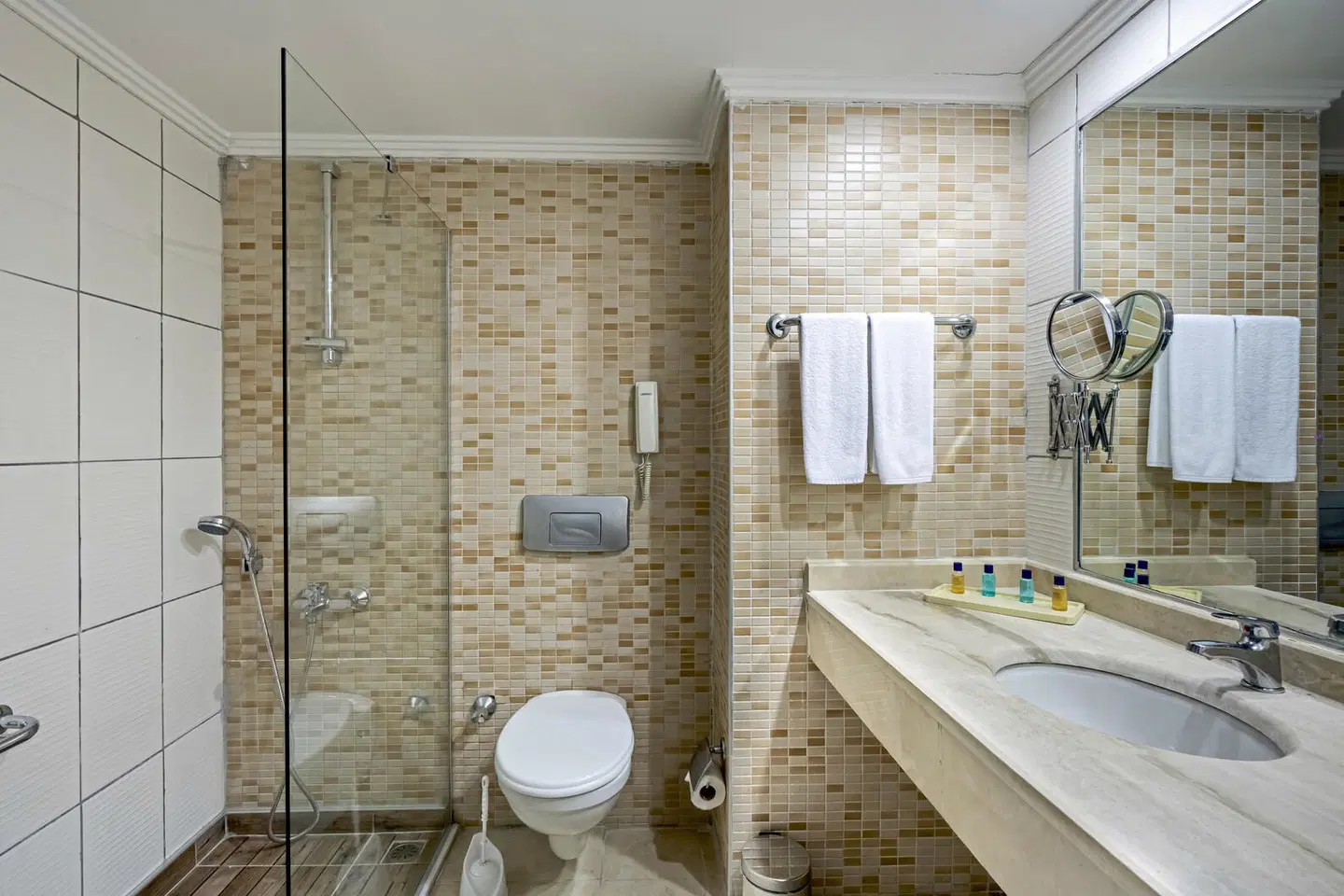 Miarosa Incekum Beach Badezimmer